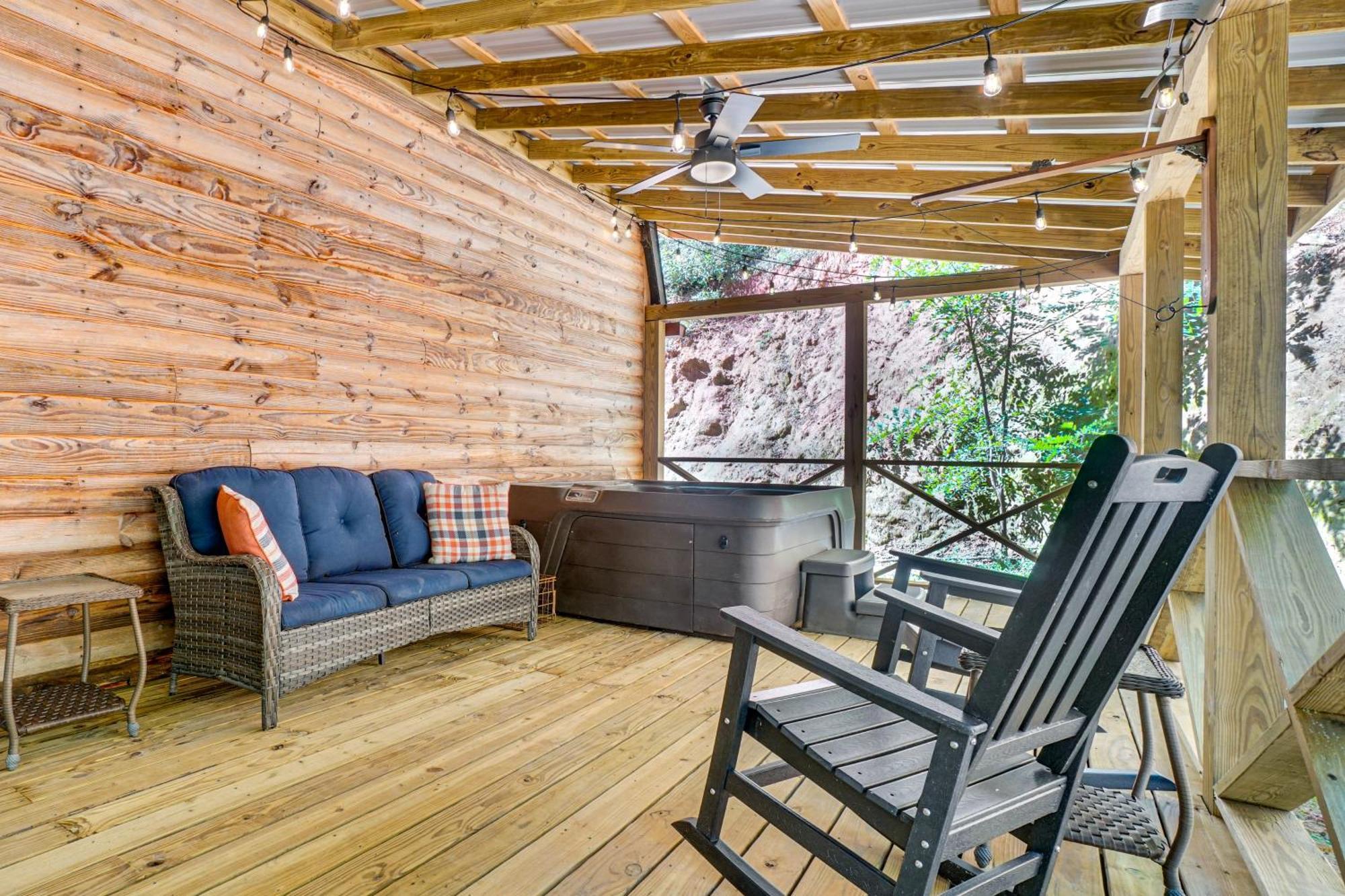 فيلا North Georgia Mtn Escape With Hot Tub And Games! Sautee Nacoochee المظهر الخارجي الصورة